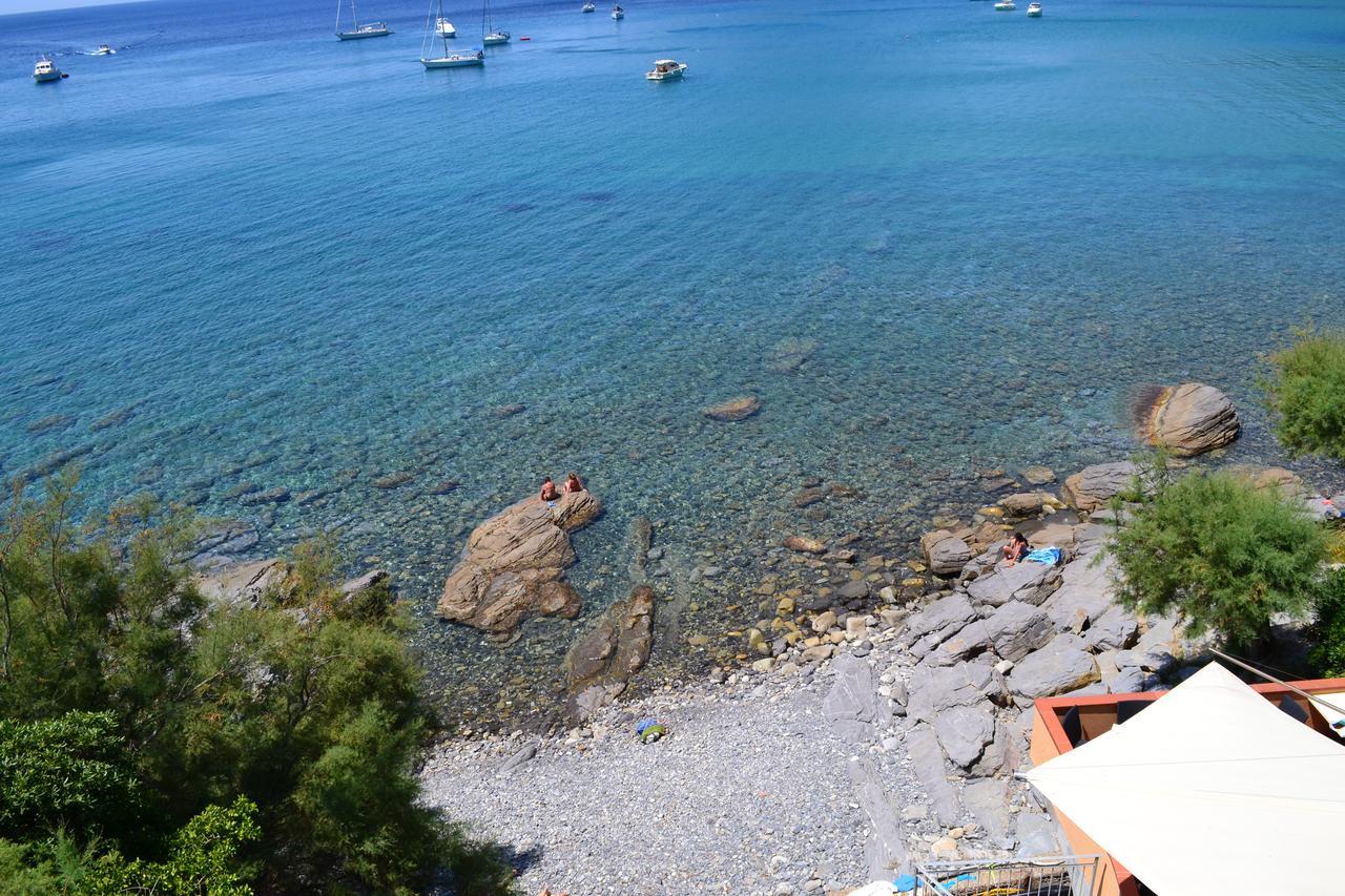 Hotel Scoglio Bianco Portoferraio Exteriör bild
