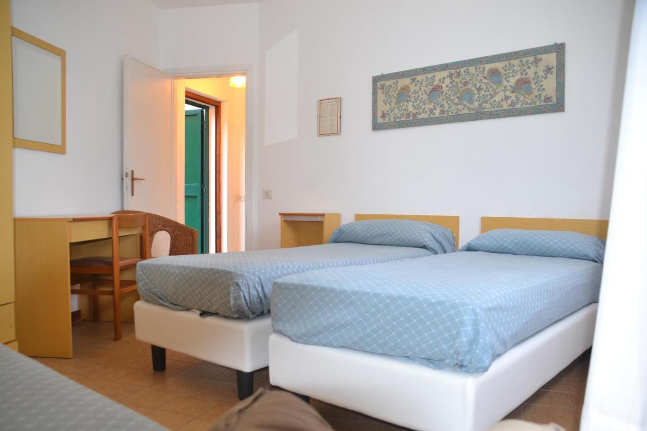 Hotel Scoglio Bianco Portoferraio Exteriör bild